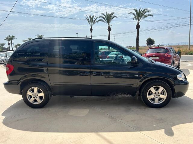CHRYSLER VOYAGER LX 2.8 CRDI AUTO SPANISH LHD IN SPAIN 154K 7 SEAT SUPERB 2007